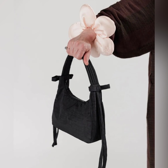 BAGGU X Sandy Liang mini bow bag BNWT - Picture 2 of 2